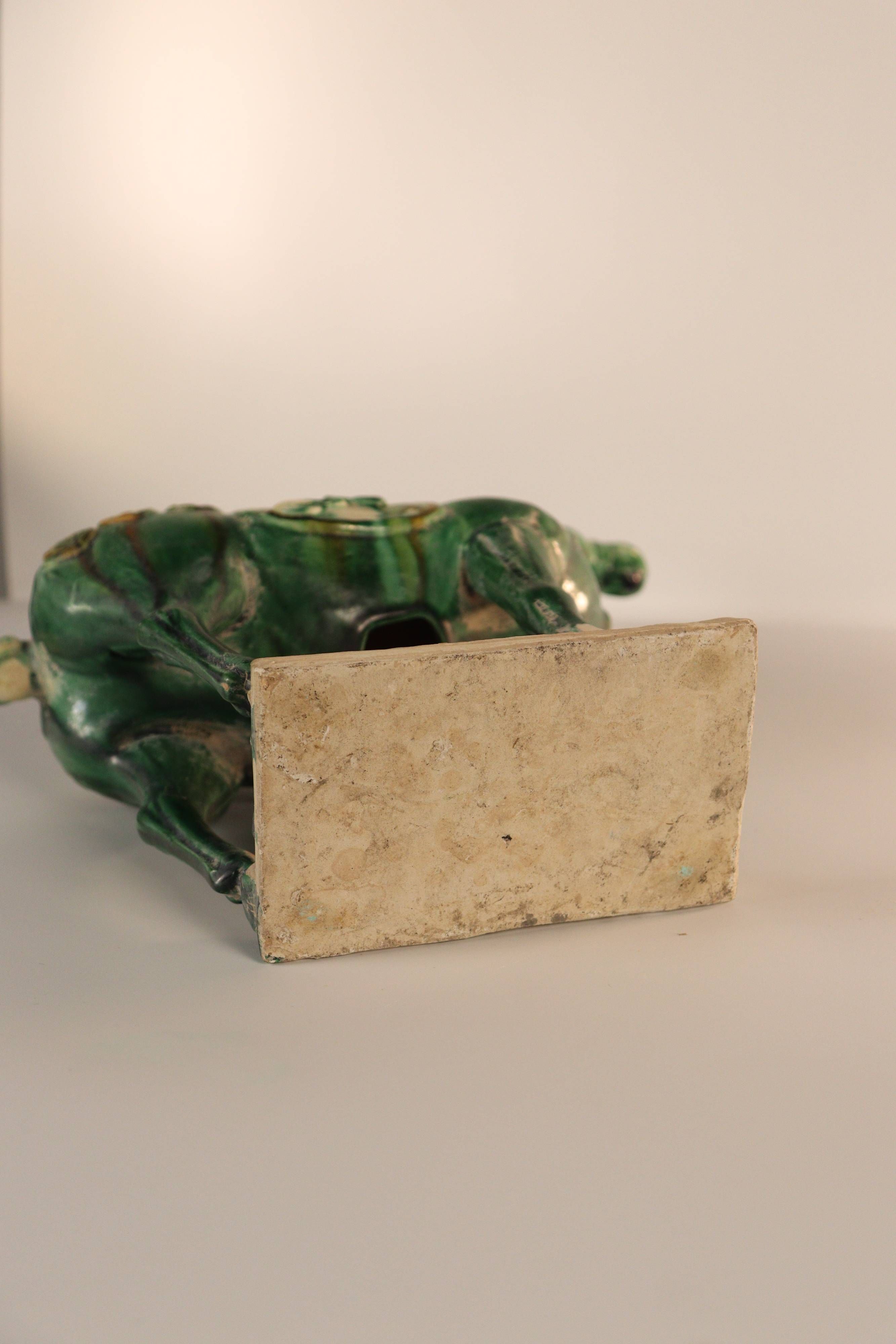 A Pair of Sancai-Glazed Pottery Horse Figures - Additional view