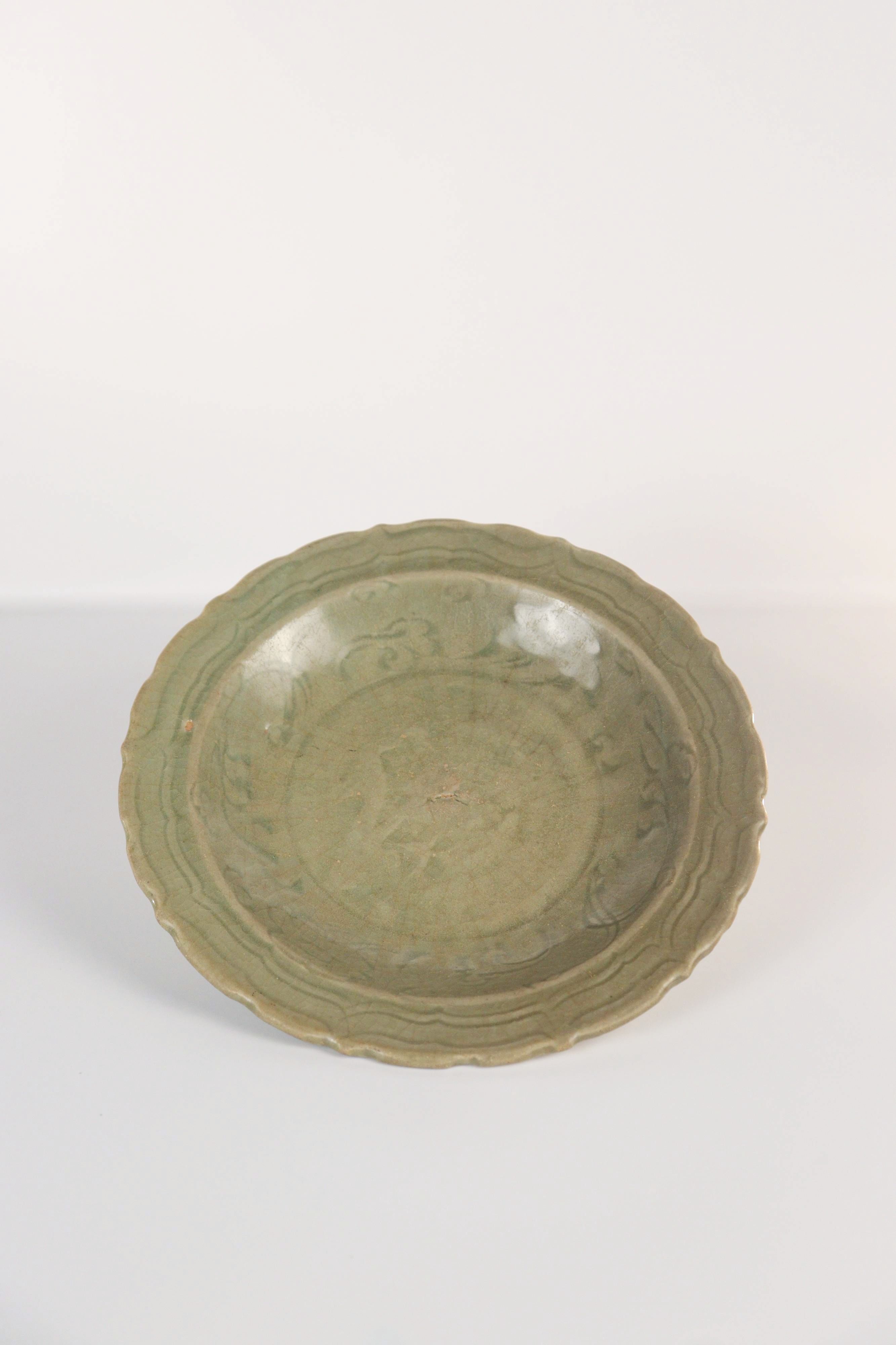 Chinese Longquan Celadon "Lotus" Charger - Additional view