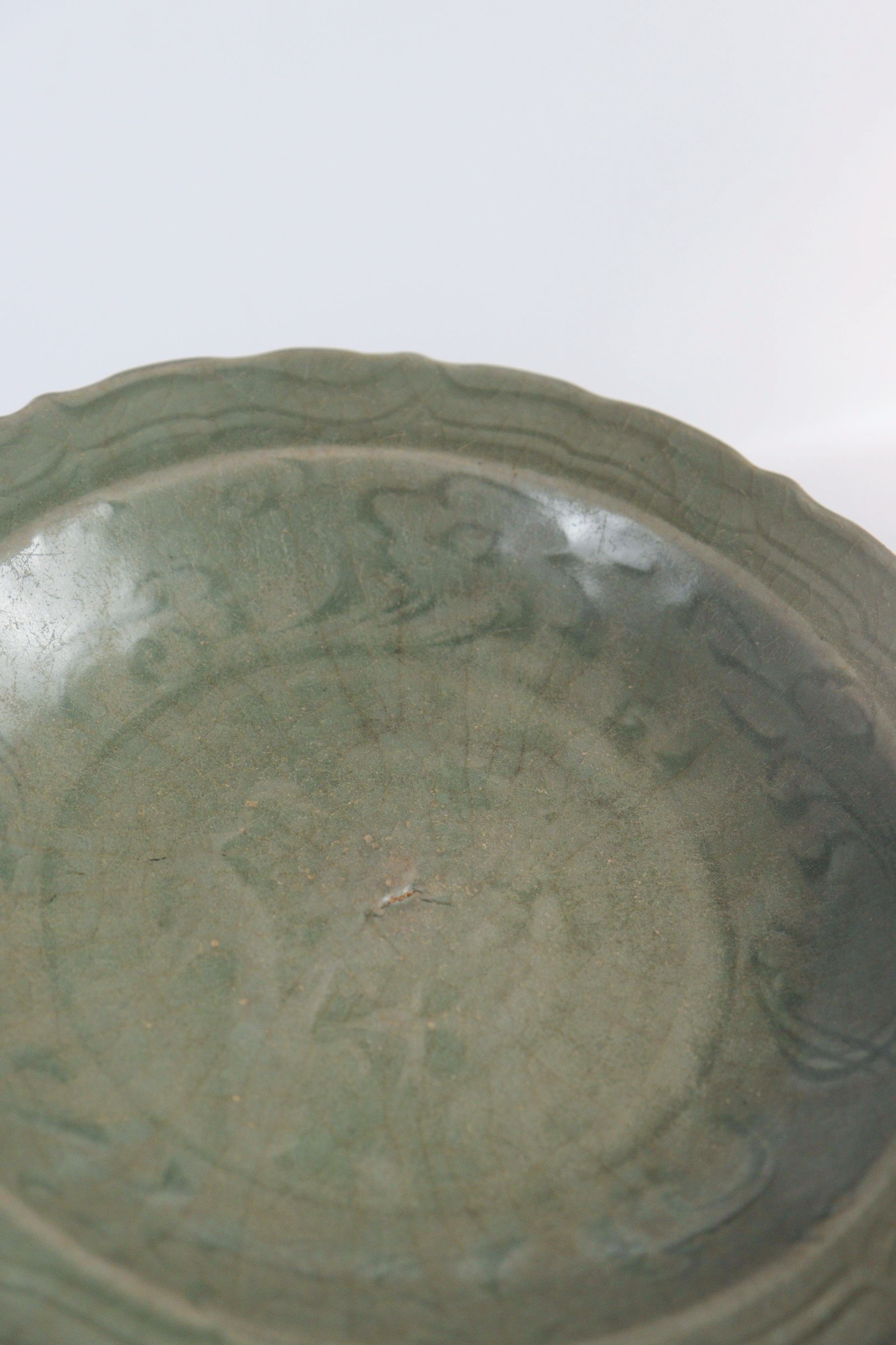 Chinese Longquan Celadon "Lotus" Charger - Additional view