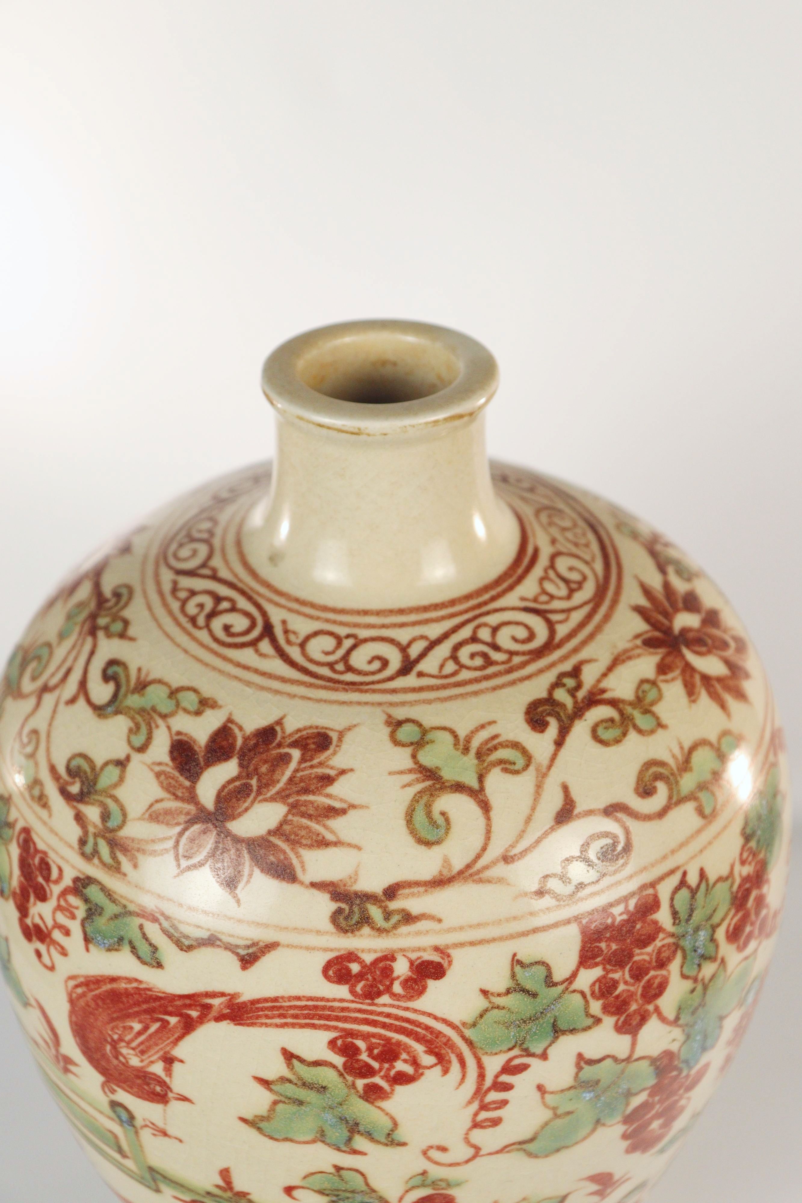 A Polychrome 'Grapevine' Meiping Vase - Additional view