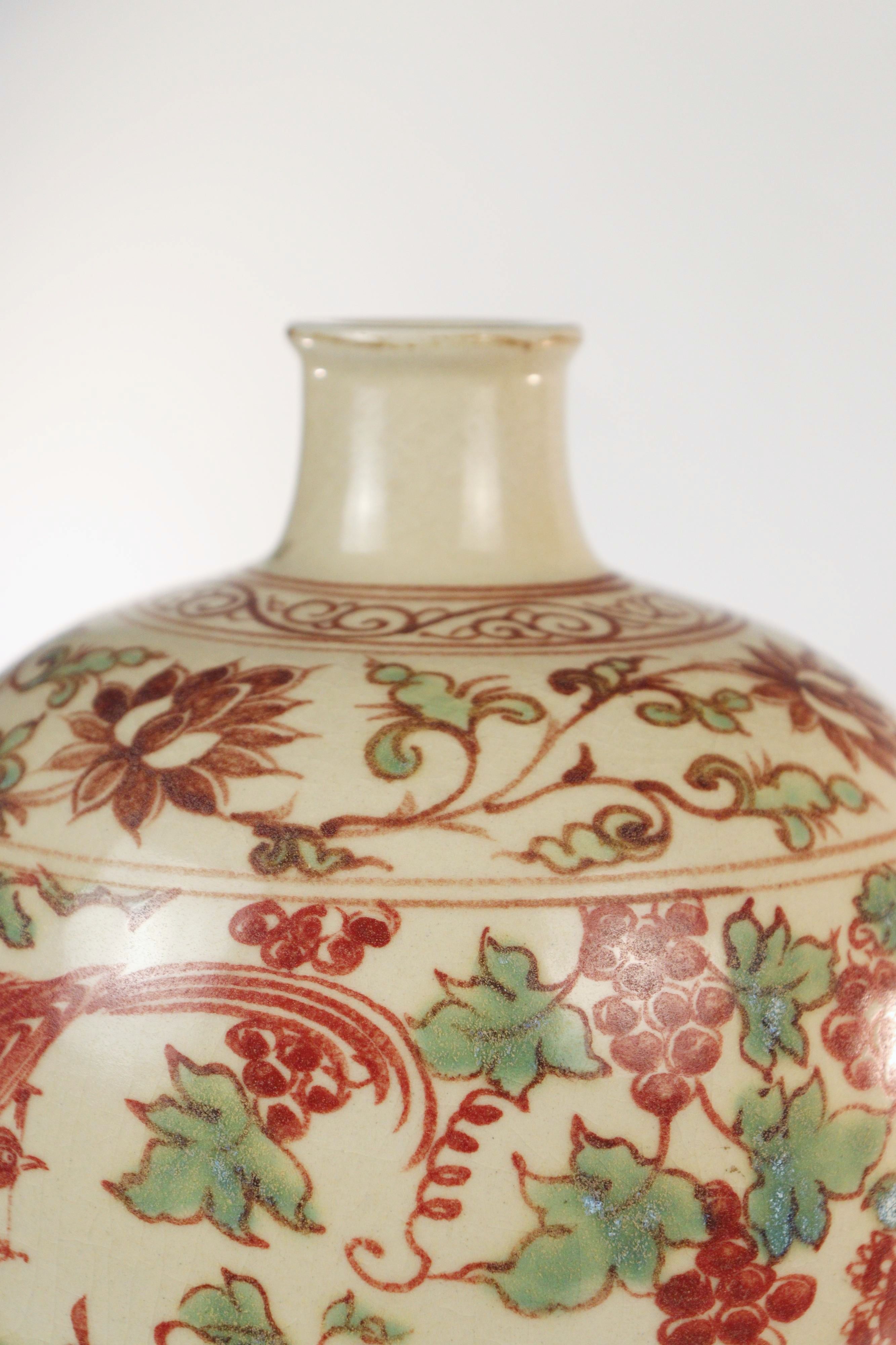 A Polychrome 'Grapevine' Meiping Vase - Additional view