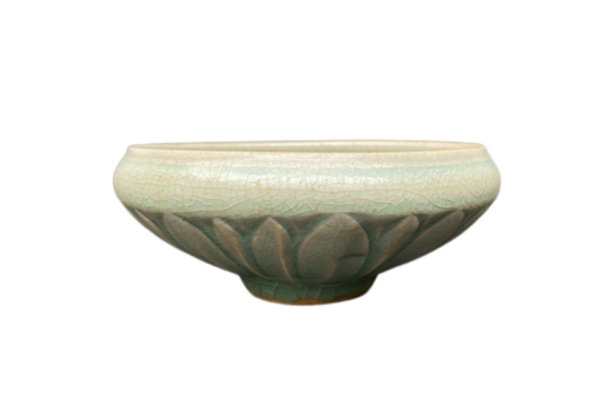 A Yuan Style Celadon Glazed “Lotus” Bowl