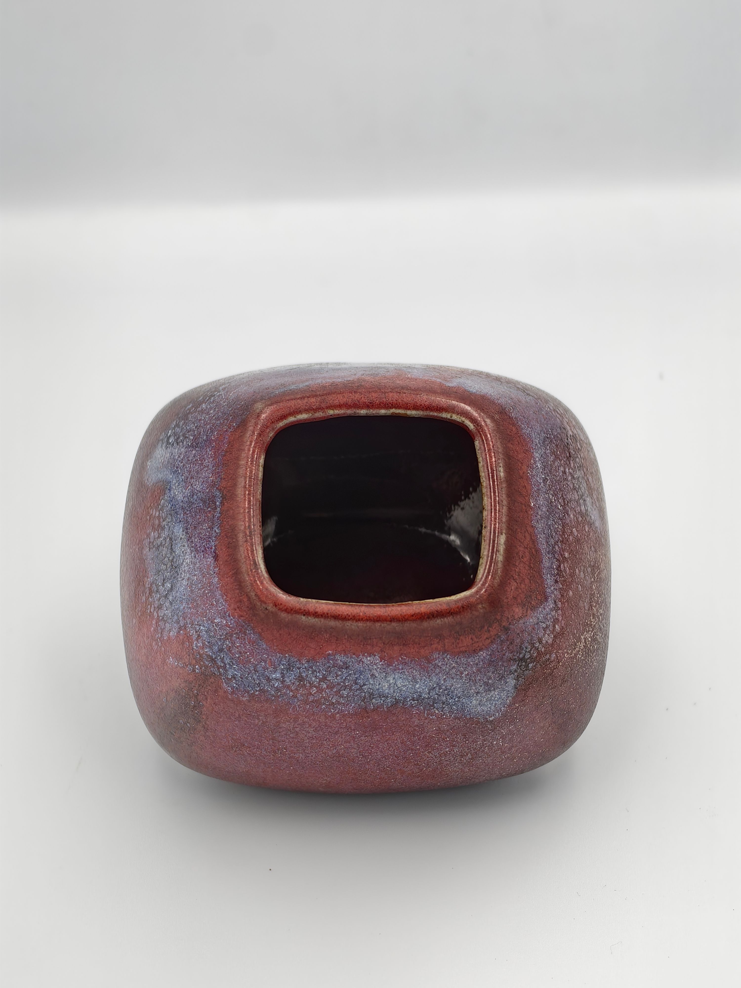 32 - Additional view