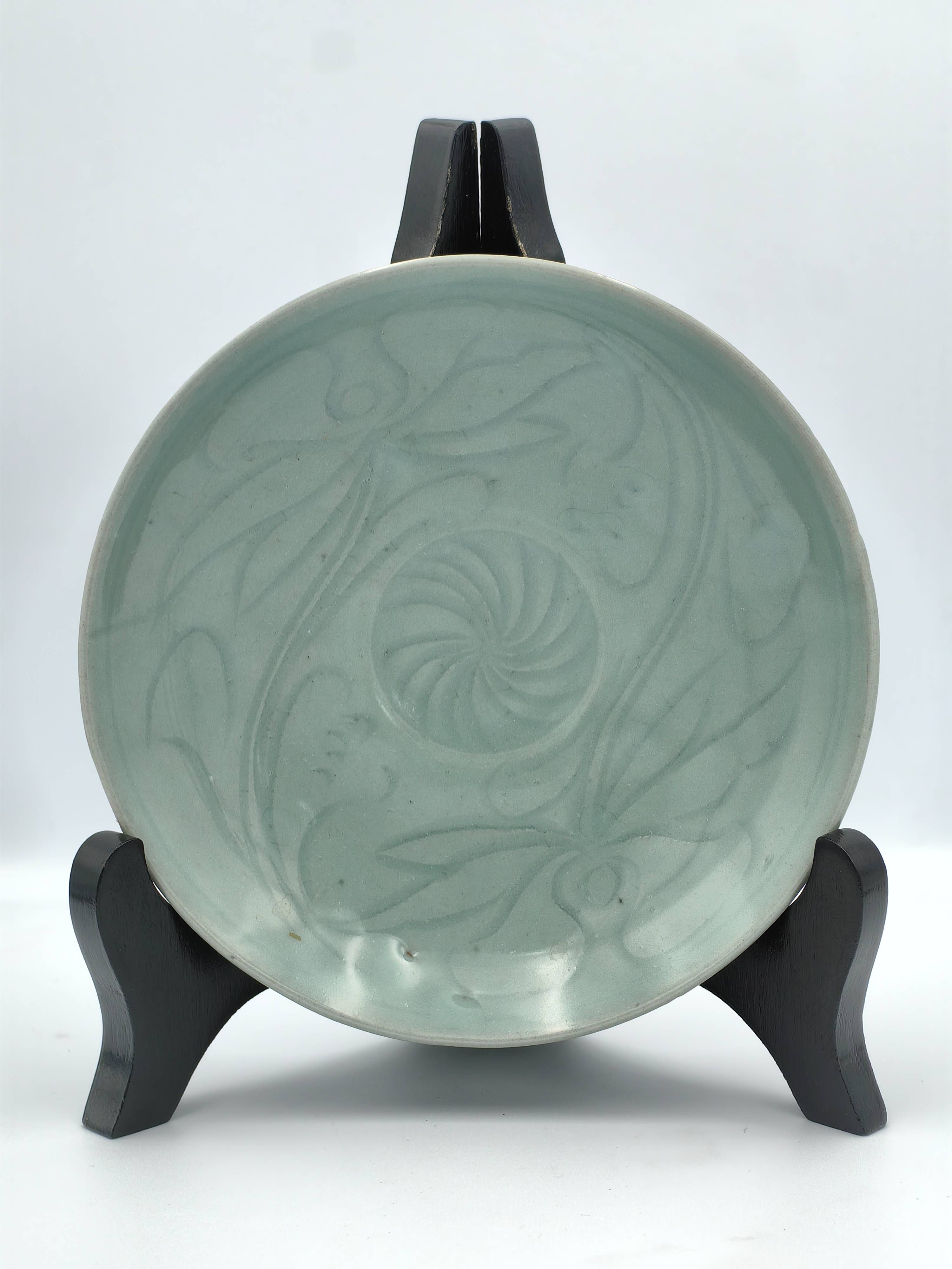 Celadon-Glazed Carved Lotus Bowl