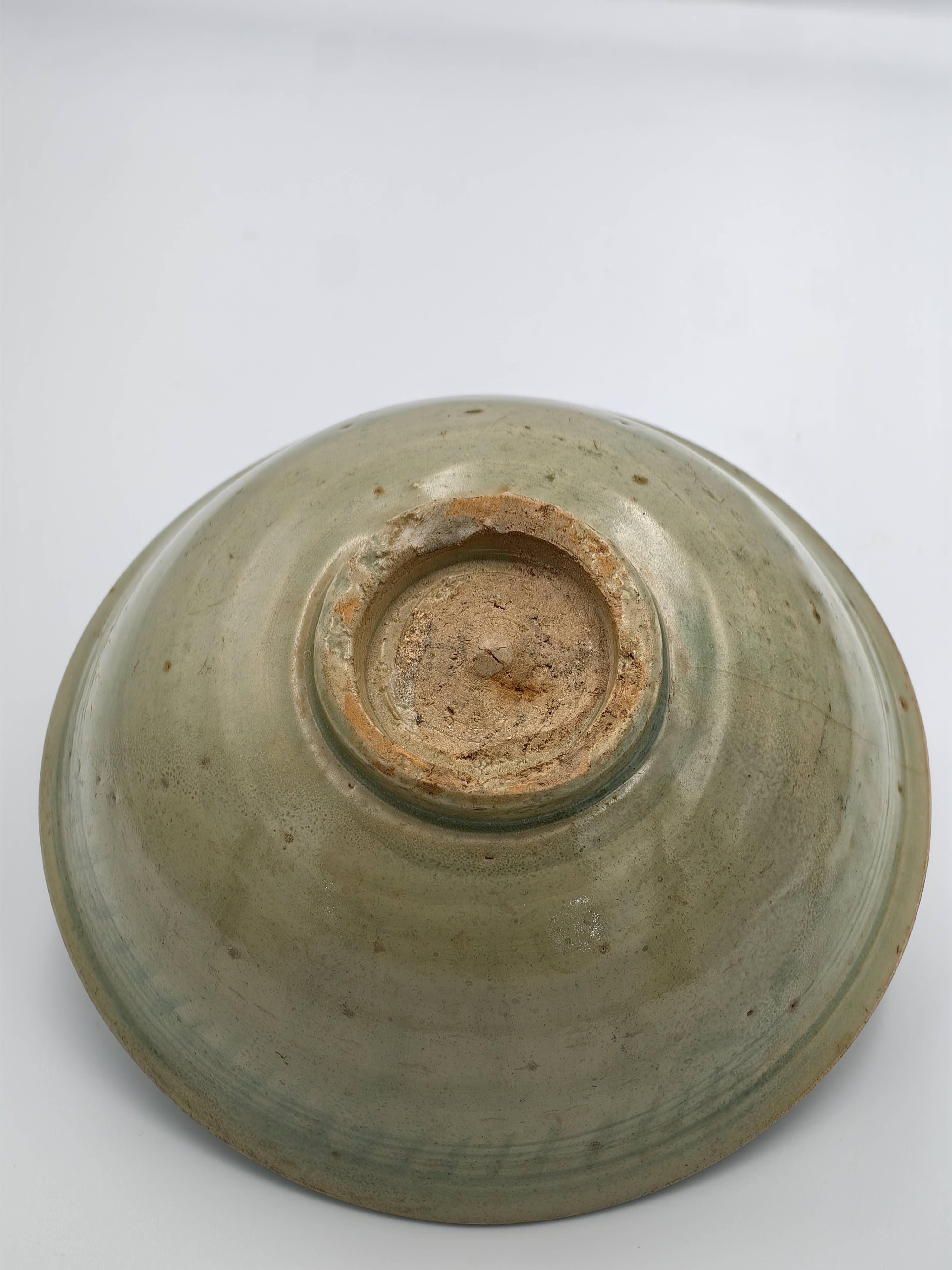 Thai Sawankhalok Celadon Bowl - Additional view