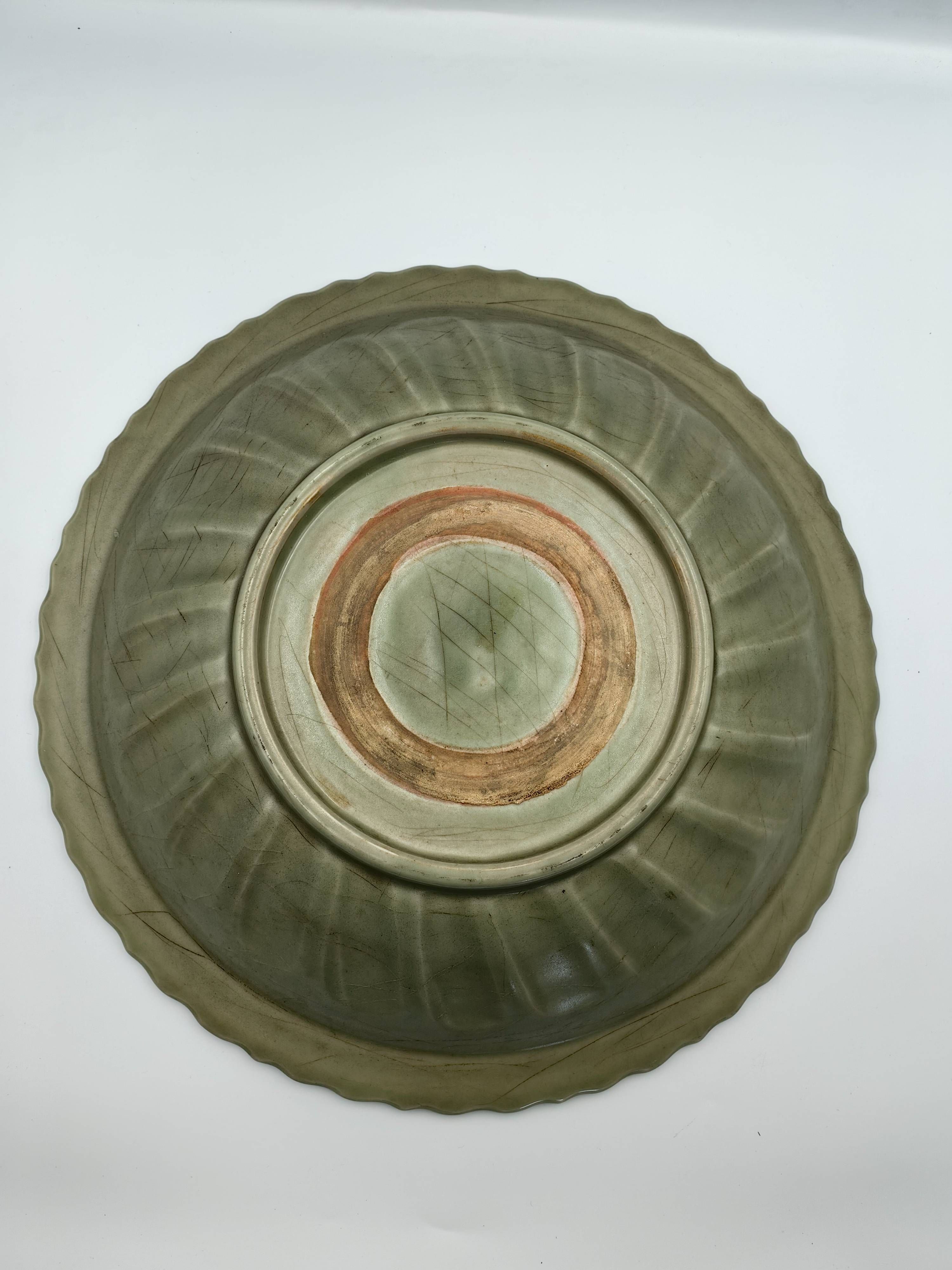 Chinese Longquan Celadon "Lotus" Charger - Additional view