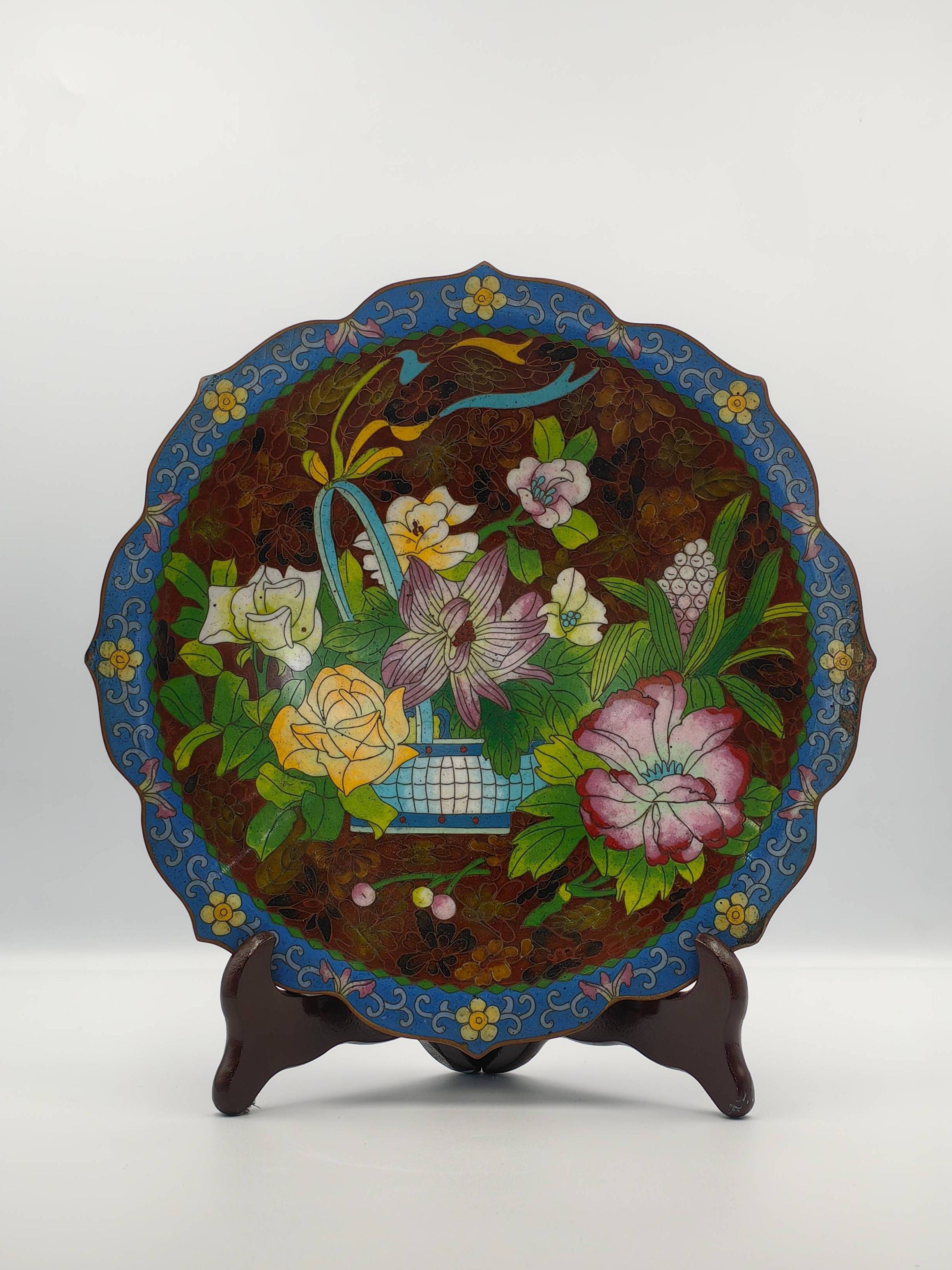 Chinese Cloisonne Enamel Dish, 20th Century - Additional view