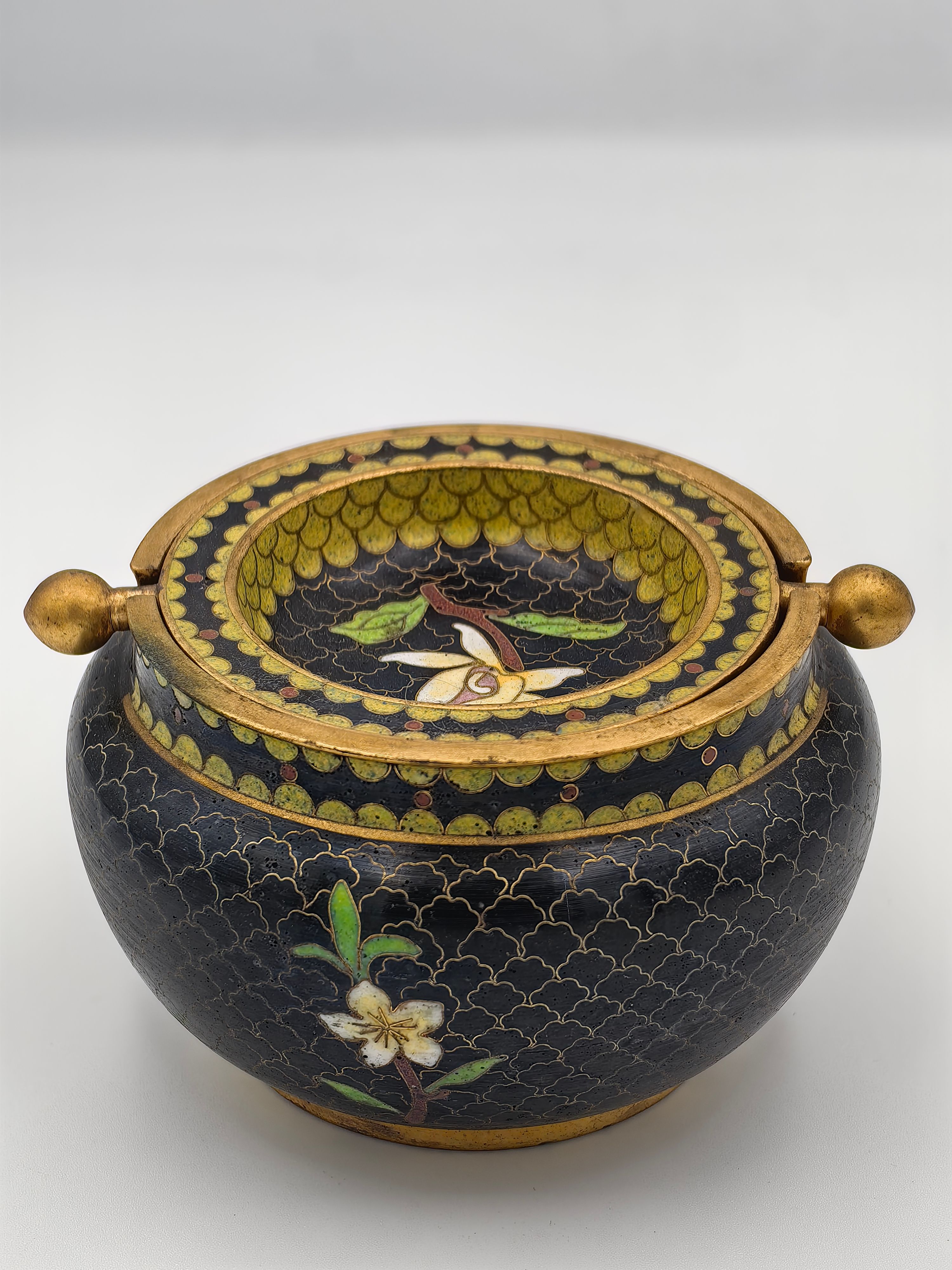 Chinese Cloisonne Ashtray Incense Burner - Additional view