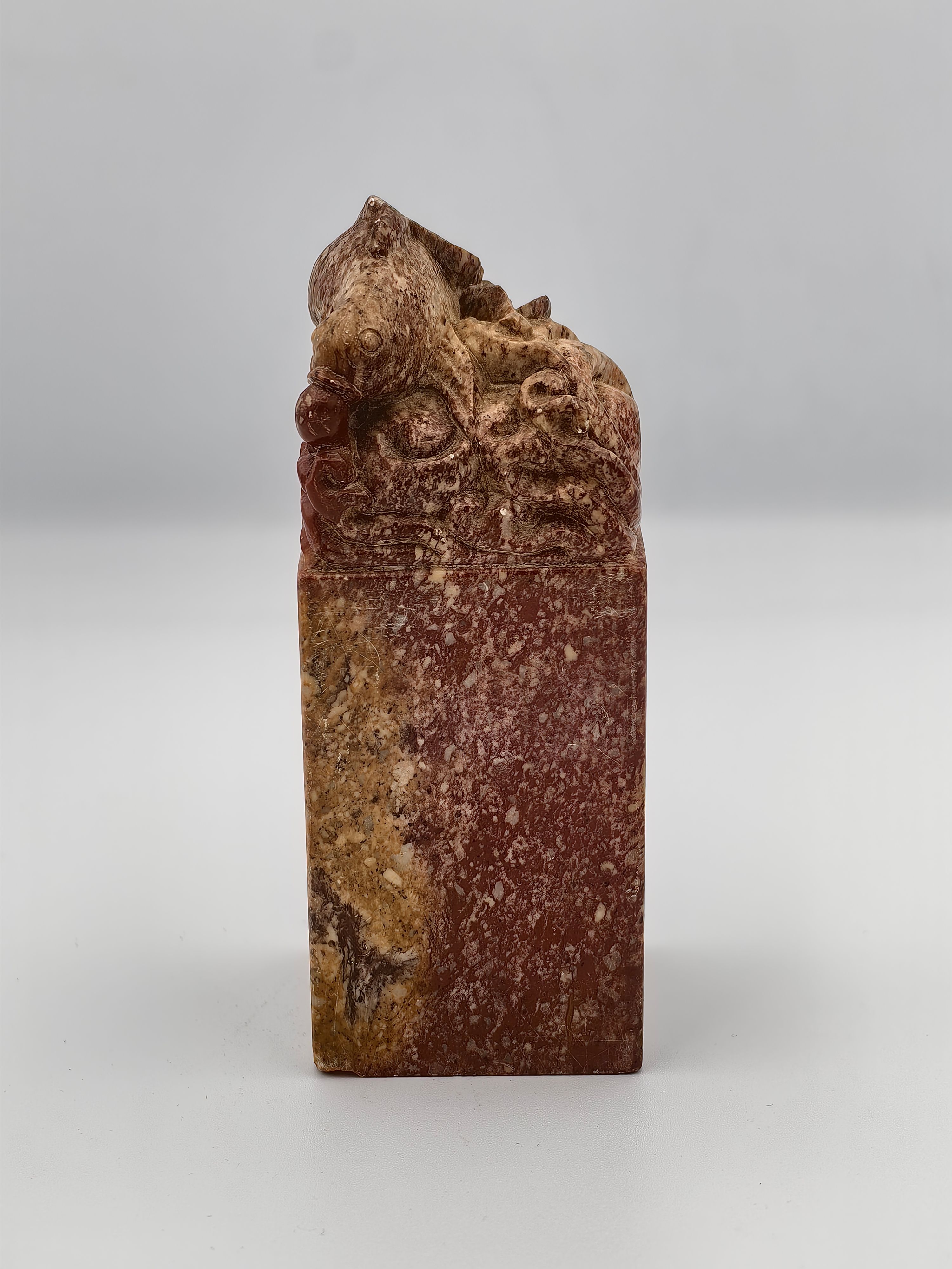 A LARGE CARVED SOAPSTONE SEAL WITH MYTHICAL BEAST FINIAL - Additional view