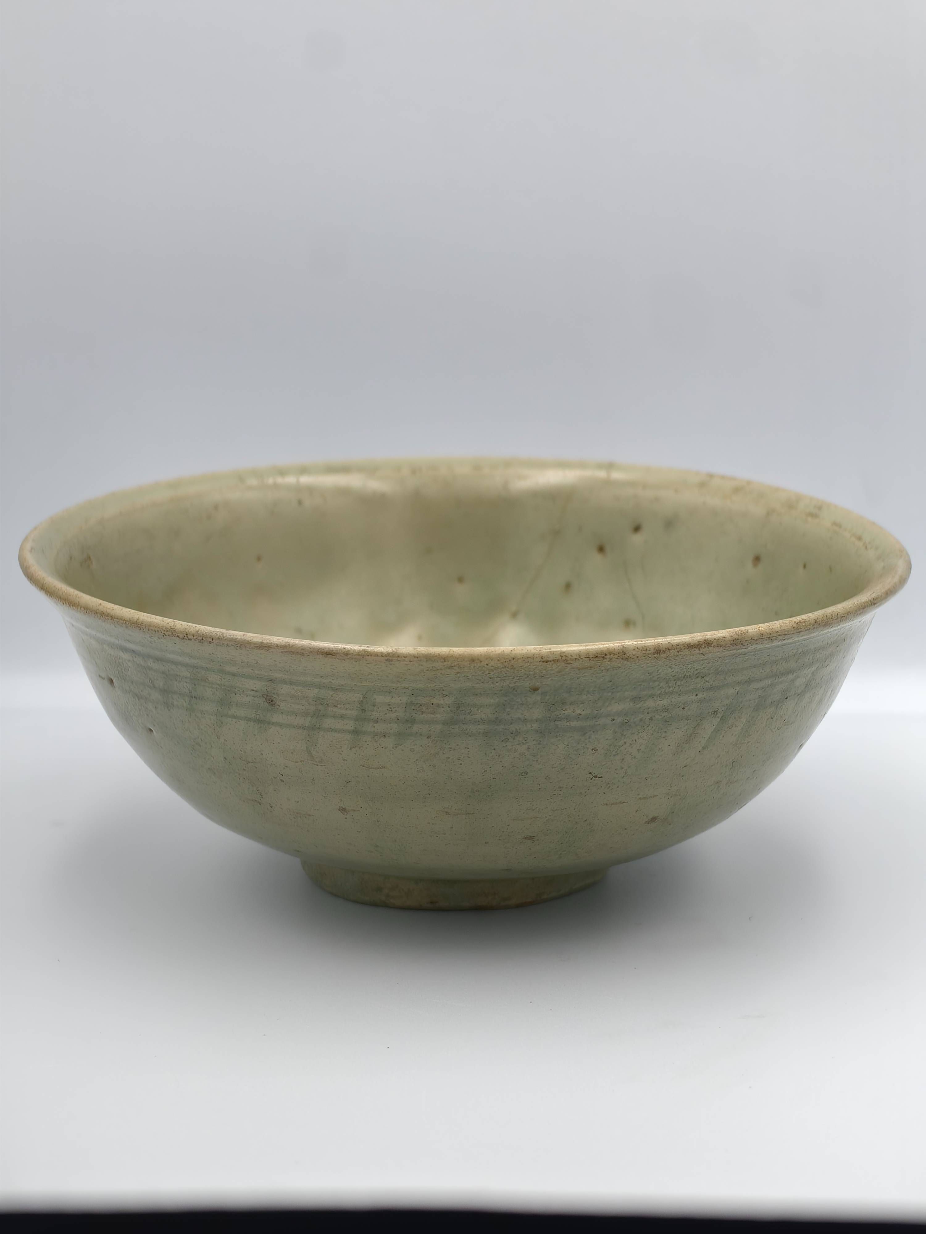 Thai Sawankhalok Celadon Bowl - Additional view